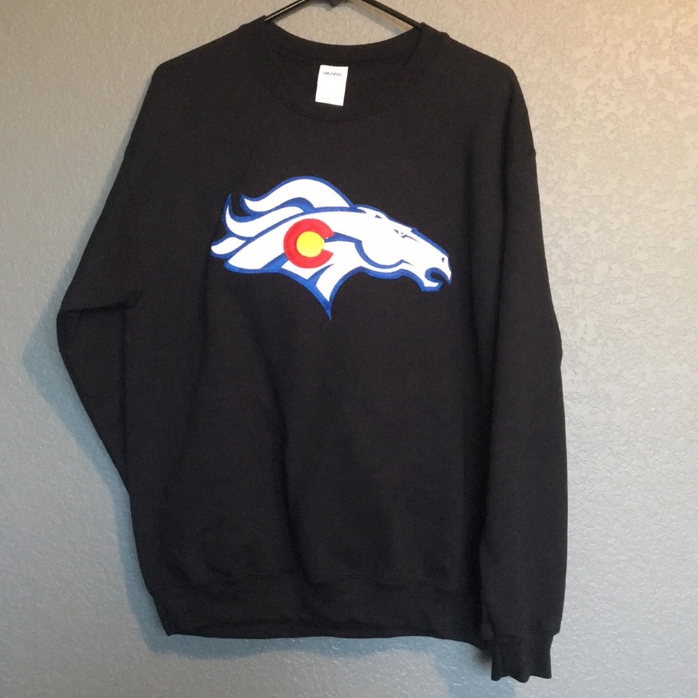 NWOT Denver Broncos Colorado flag sweatshirt